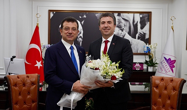 Ekrem İmamoğlu, Çatalca Belediye Başkanı Erhan Güzel’e tebrik ziyaretinde bulundu