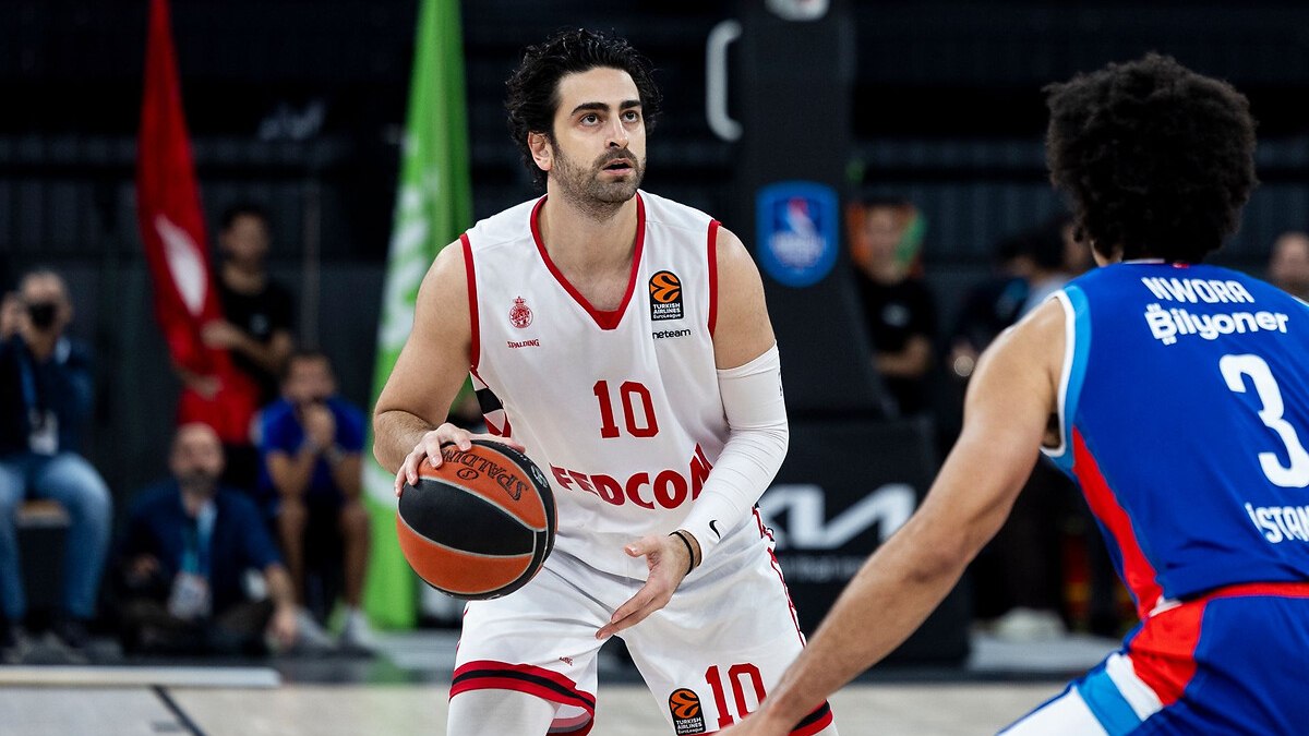 Furkan Korkmaz, Bahçeşehir Koleji’ne transfer oldu