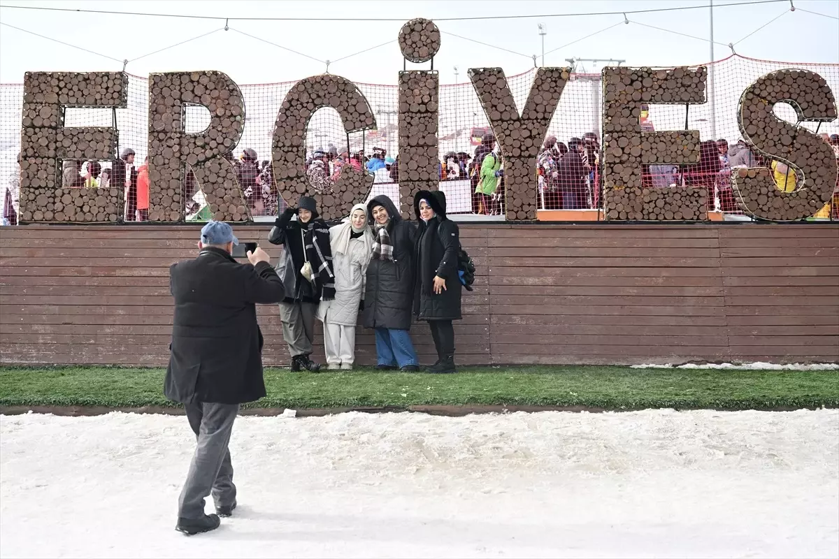 Erciyes’te Yarıyıl Tatili Yoğunluğu