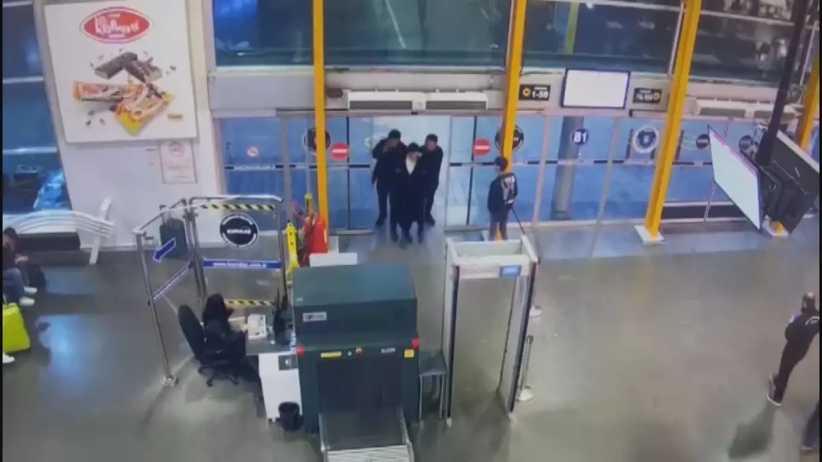 Aile Cinayetinin Şüphelisi Bursa’da Yakalandı