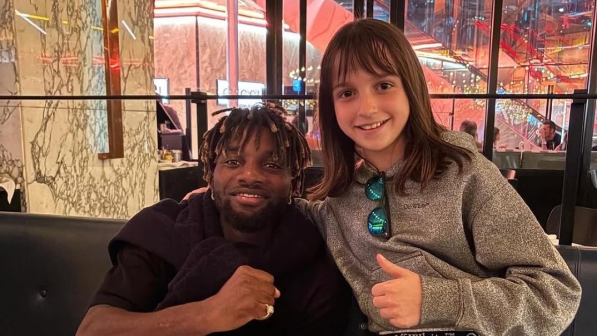 Aziz Yıldırım’ın kızı Yaz, Reece James ile görüntülü görüştü