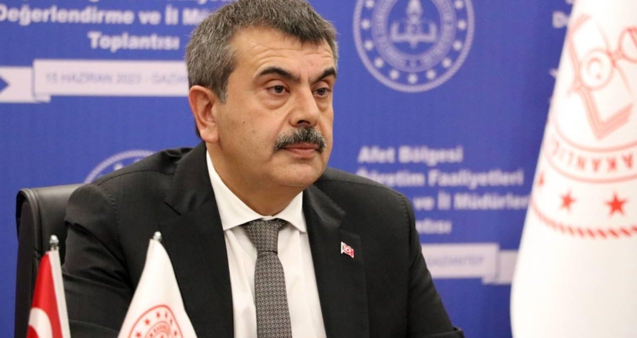 Bakan Tekin mülakatı bu sözlerle savundu: Hiçbir kişi müdahale edemez