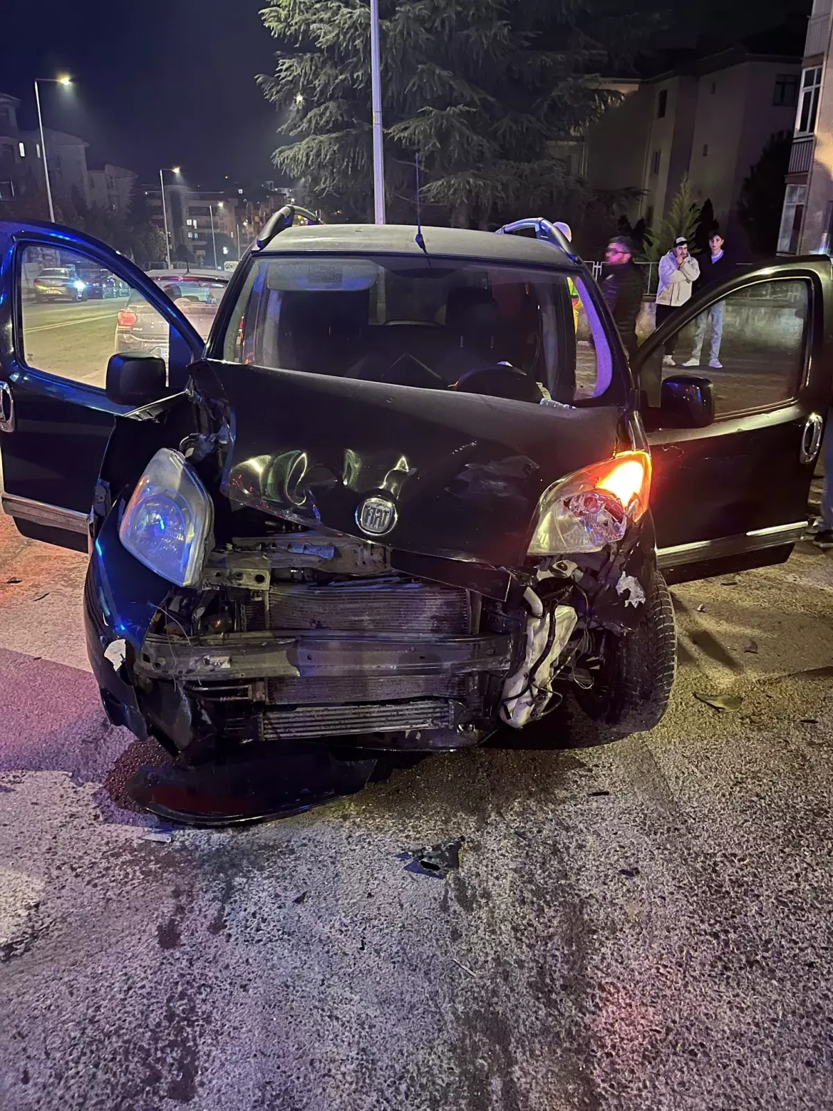 İnegöl’de Trafik Kazası: 4 Yaralı