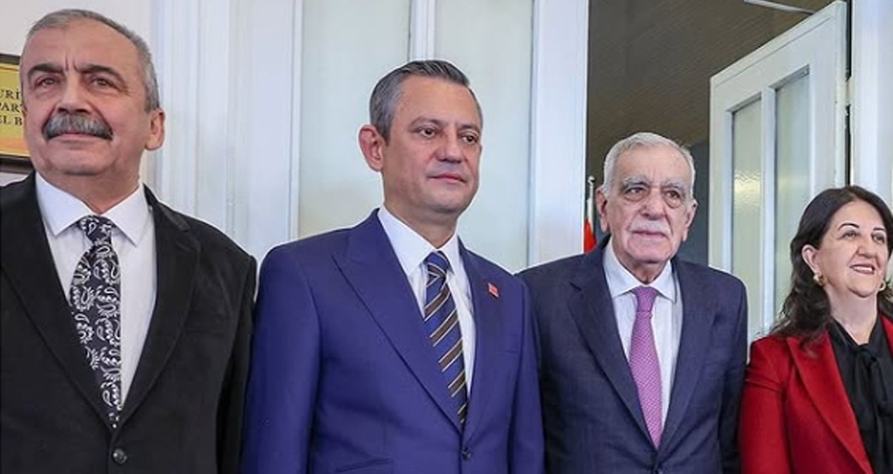 Özgür Özel’den Sırrı Süreyya Önder mesajı