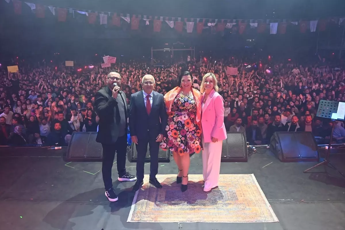 Kumluca Tarım Festivali Konserle Bitti